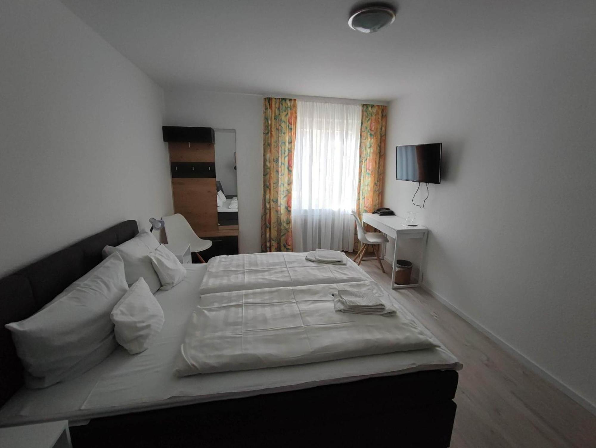 Hotel Schiff ราชตัทท์ ห้อง รูปภาพ